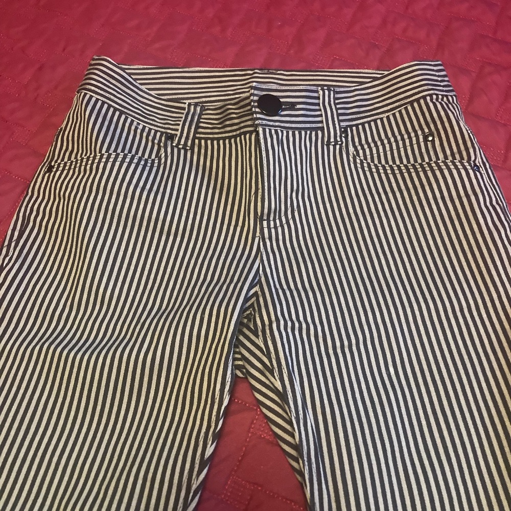 Gray Striped Skinny Pants